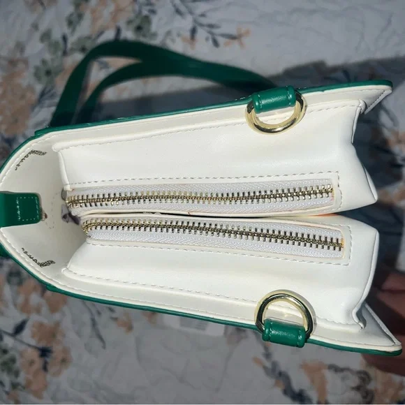 Loungefly Robin Hood Book Crossbody Bag - Picture 8 of 14